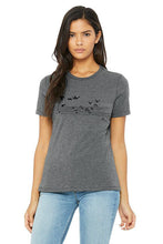 Load image into Gallery viewer, Seagull Beach *Limited Edition* T-Shirt - Women&#39;s Deep Heather

